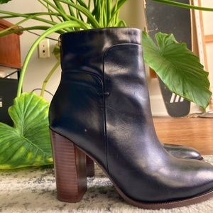 Ivanka Trump 4 inch leather booties: size 6